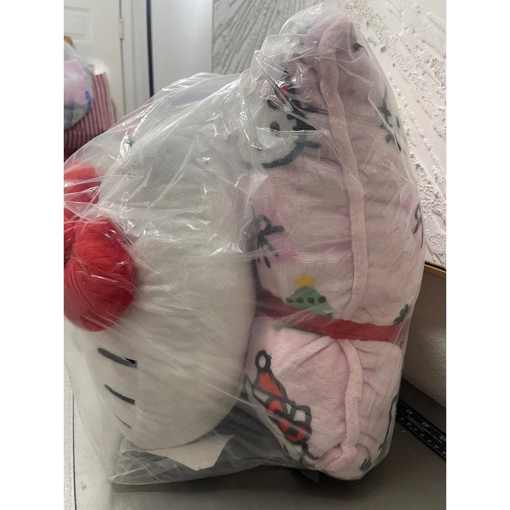 Hello Kitty by Sanrio hello kitty